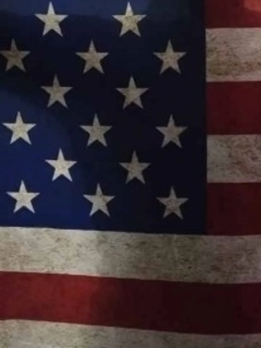Vintage-Style American Flag Tapestry - Red, White & Blue